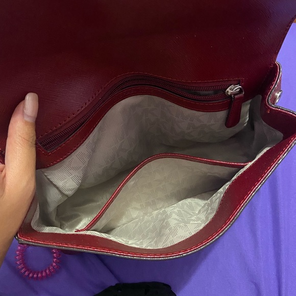 Shiny Red Michael Kors bag - Picture 6 of 7